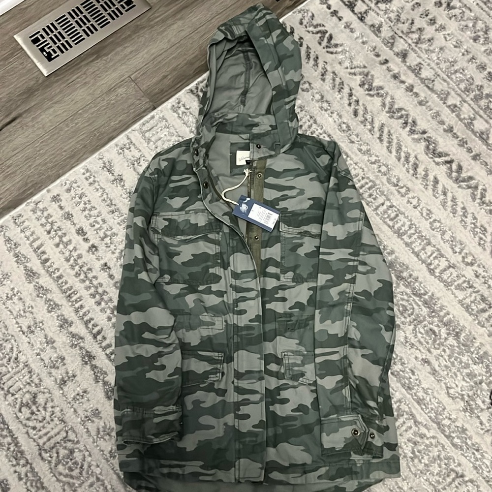 Universal thread jacket